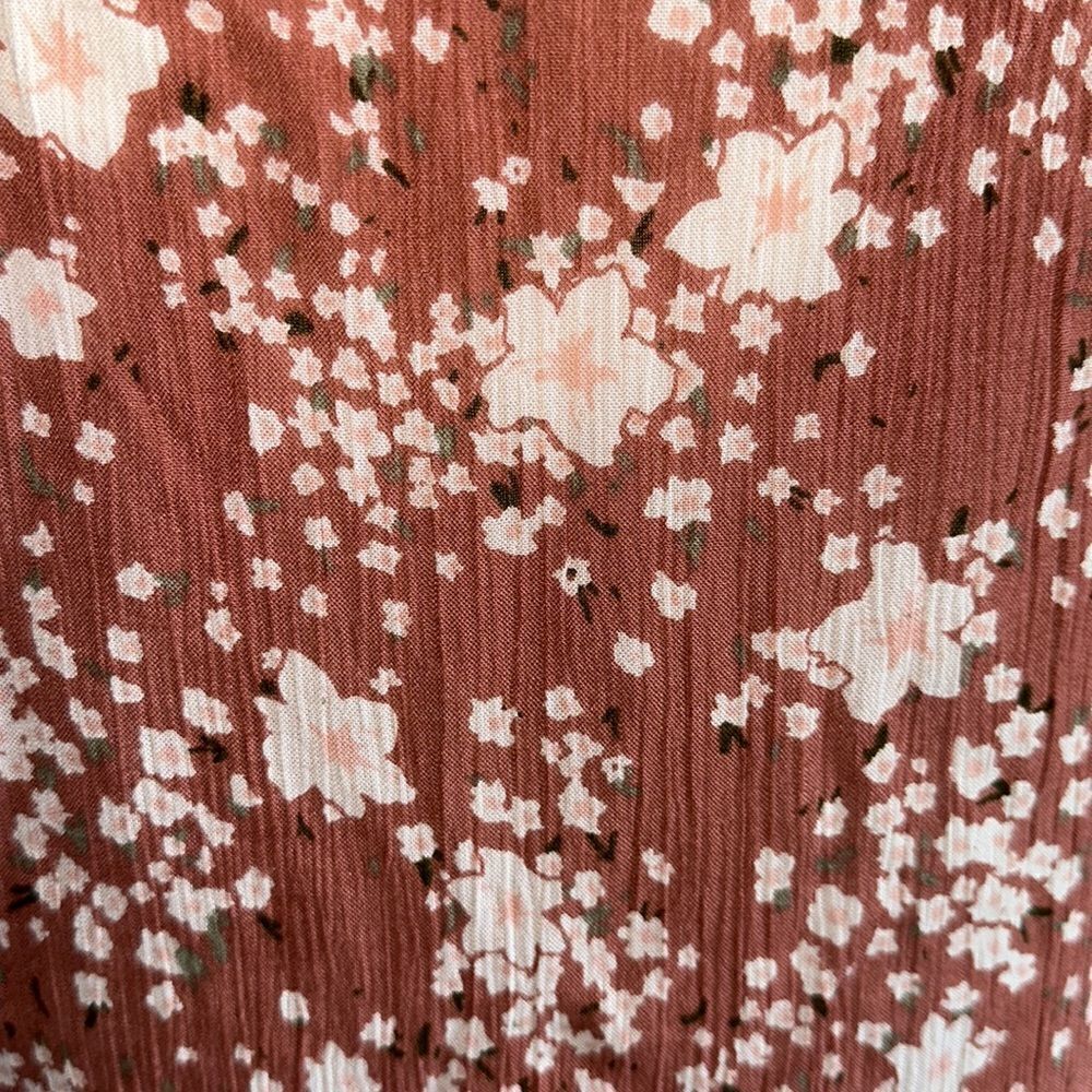Floral Tank Top! - Picture 6 of 10